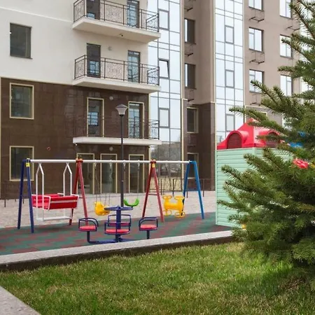 Modern Lenart In The Center Of Одеса