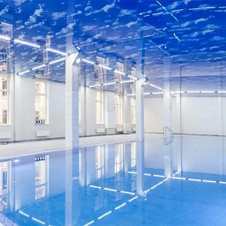 Апартаменти Modern Lenart In The Center Of